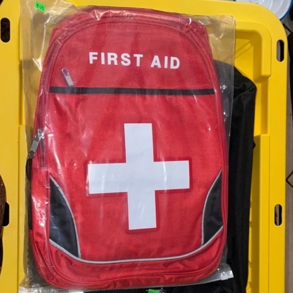 First Aid Bag Emergency Medical Bag Multi-Pocket Red Empty NWT - Picture 2 of 3